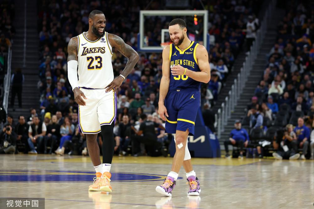 赛场充满热 赛场充满热