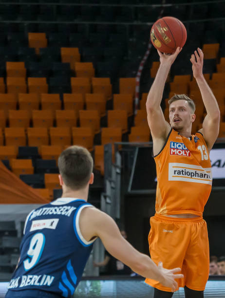 恶犯后的他 恶犯后的他